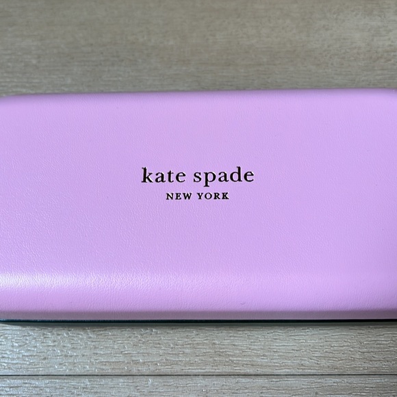 Kate Spade Case - Picture 2 of 5